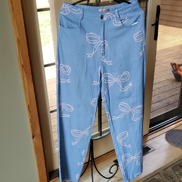 Bailey Rose Blue with Pink Bow Pattern, Wide Leg Sz. M Blue Jeans - Picture 8 of 12